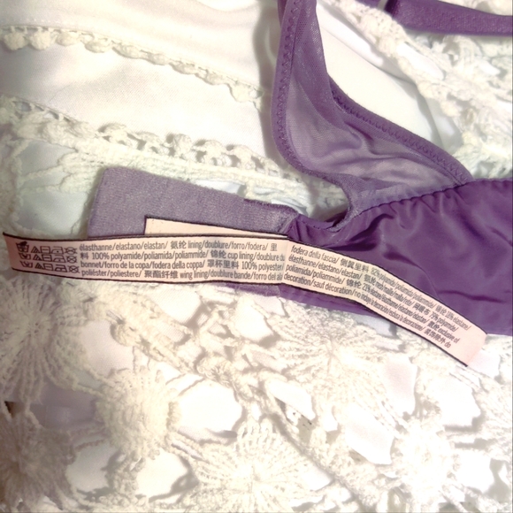 Victoria's Secret PINK Uplift Semi Demi Push Up Bra Size 32C Color: Eggplant EUC - Picture 2 of 11